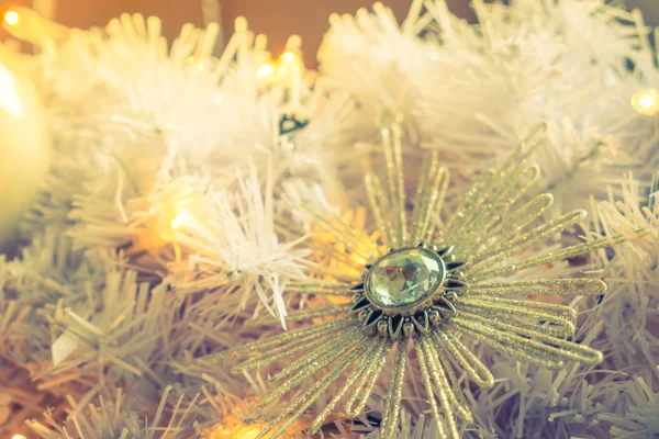 Corona de Navidad con decoración — Foto de Stock
