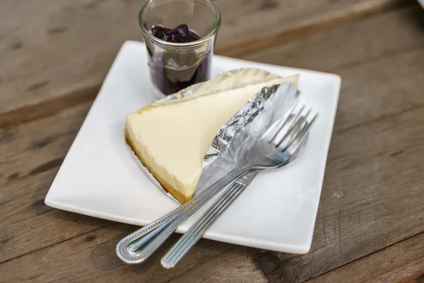 Side view of blueberry cake — Stock Photo, Image