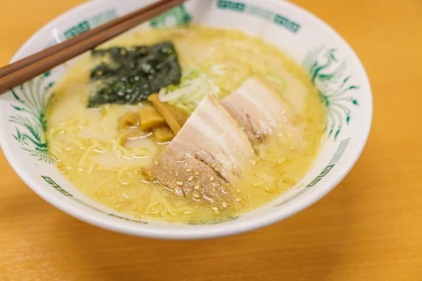 Macarrão ramen japonês — Fotografia de Stock