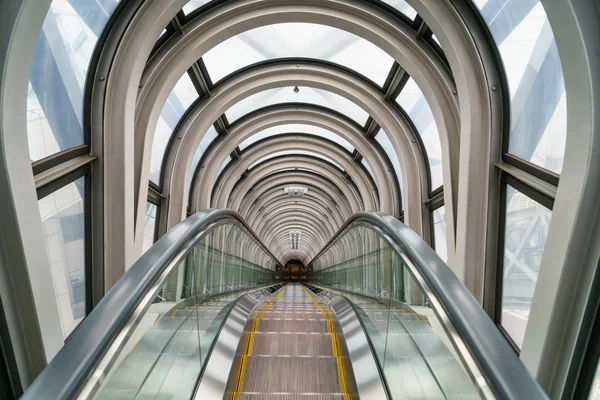 Escalator in modern building — Stock Photo, Image