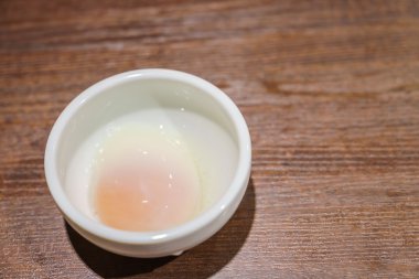 yumuşak haşlanmış yumurta