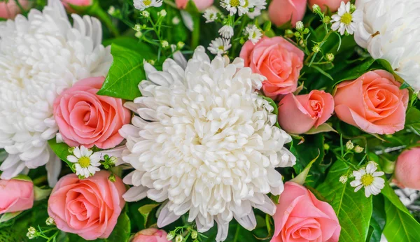 Mooie bloemen voor Valentijnsdag — Stockfoto