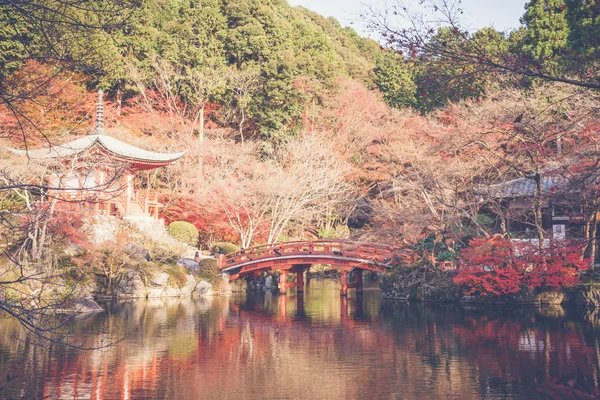 Templo de Daigo-ji en otoño — Foto de Stock