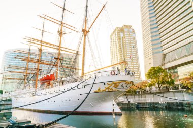Yokohama, Japonya - Kasım 24: Nippon Maru Yokohama, Japonya üzerinde
