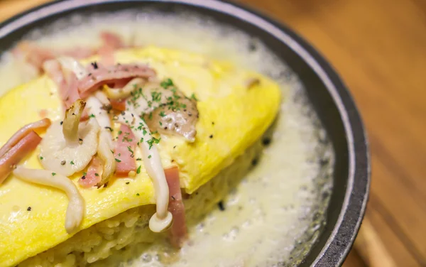 Arroz com omelete de queijo — Fotografia de Stock