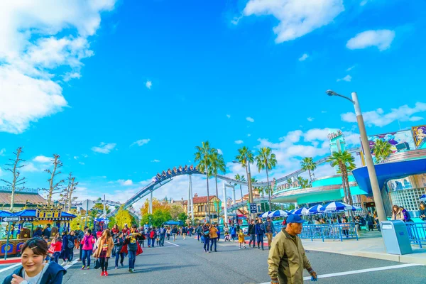 Ludzie w Universal Studios w Japonii — Zdjęcie stockowe