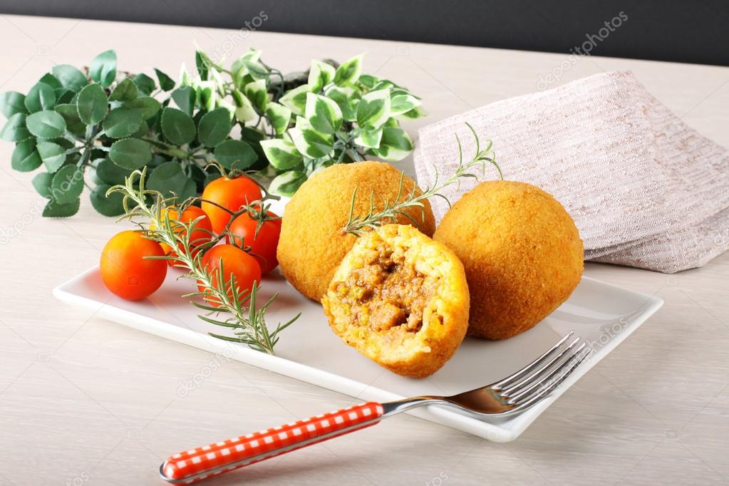 Arancini, rice balls with meat