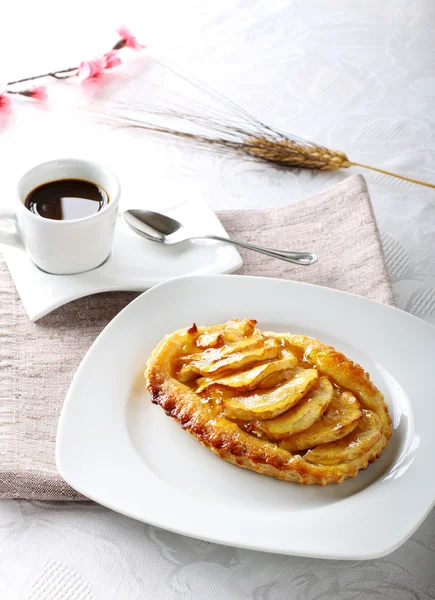 アップルパイと朝食します。 — ストック写真