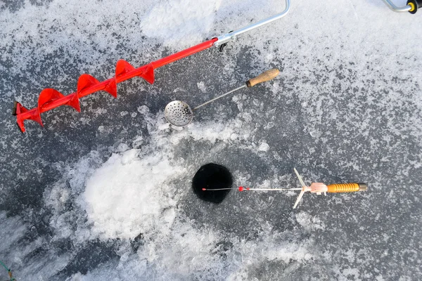 Ледяная рыбалка — стоковое фото