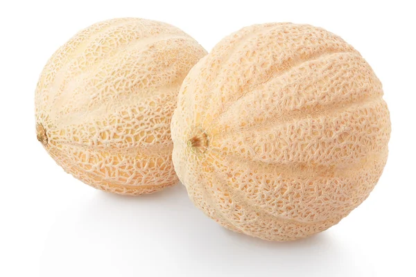 Två cantaloupemelon meloner på vit, urklippsbana — Stockfoto