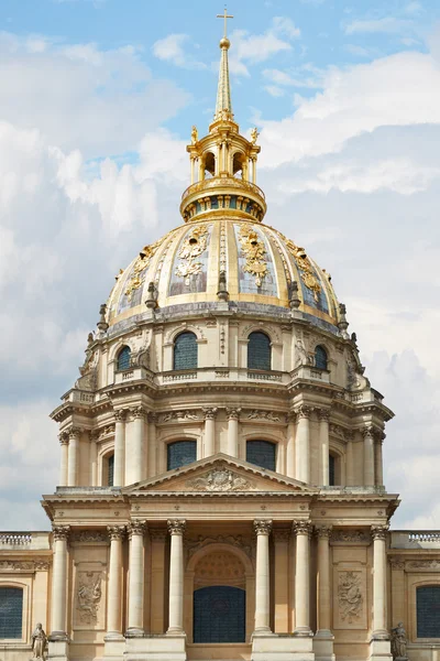 Les invalides katedra kopuła w Paryżu — Zdjęcie stockowe