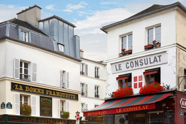 Restaurante típico em Paris, Montmartre — Fotografia de Stock