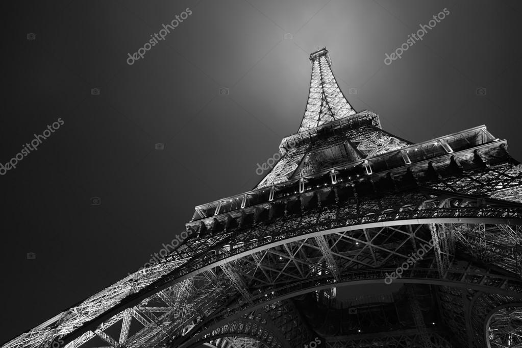 Photos Black And White Paris At Night Eiffel Tower In Paris At Night