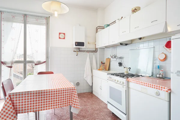 Old kitchen in normal house — Stock Photo, Image