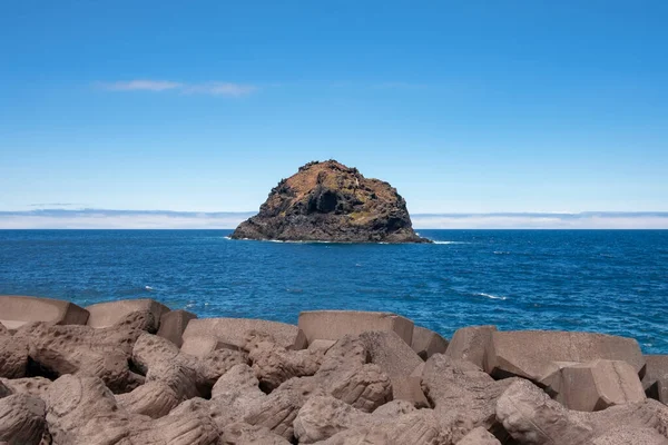 Roque Garachico Islote Rocoso Pequeño Solitario Que Emerge Del Océano — Foto de Stock