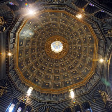 Thinterior Siena Katedrali'nin Toskana, Italye duomo, Siena'nın iç görünüm