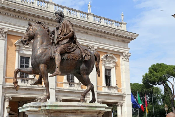 Marcus aurelius na capitol hill v Římě — Stock fotografie