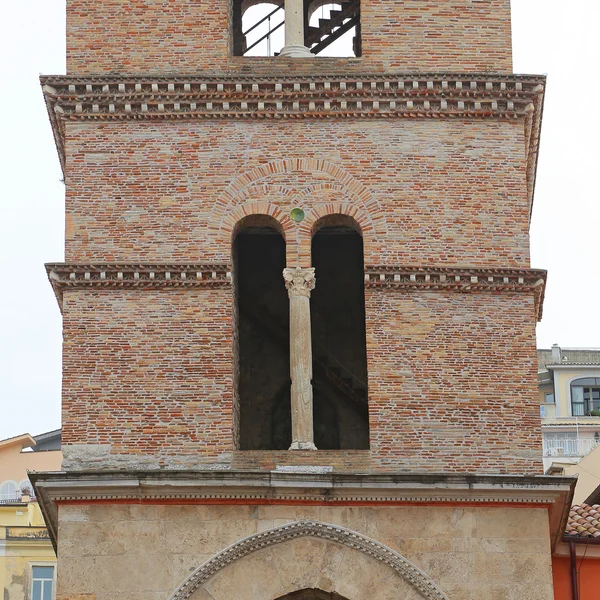 Kathedralenturm von nicola di angelo, im normannischen stil. gaeta, italien — Stockfoto