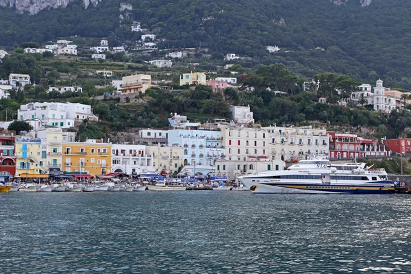 A Marina Grande da ilha de Capri — Fotografia de Stock