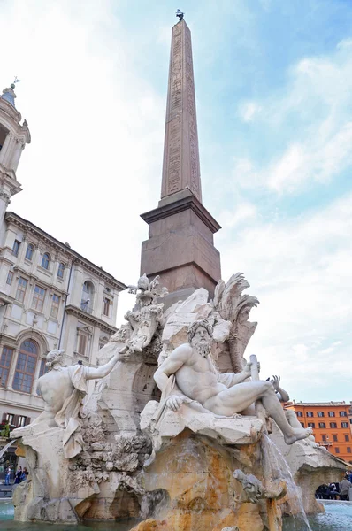 Piazza Navona is een van de beroemdste pleinen van Rome — Stockfoto