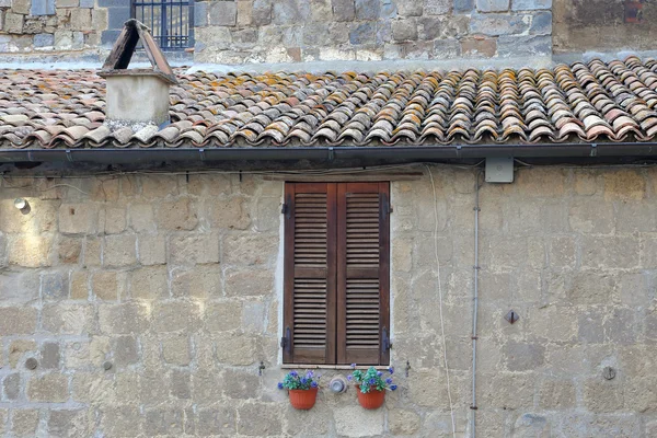 Bolsena (Viterbo, Lazio, Italien): gamla typisk gata i medelti — Stockfoto