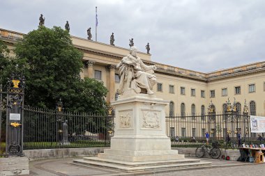 kurucusu Almanya onuruna humboldt universitat zu berlin (berlin humboldt Üniversitesi)