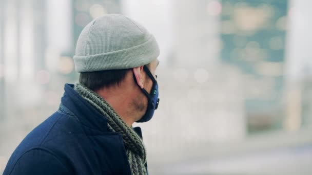 Man Wearing Face Mask Cap Outdoors — Stock Video