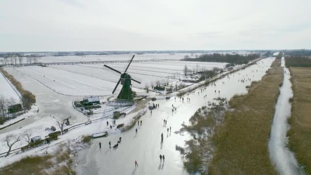 Gente Patinando Río Congelado Lexmond Utrecht Países Bajos — Vídeos de Stock