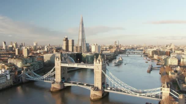 Turmbrücke Und Themse — Stockvideo