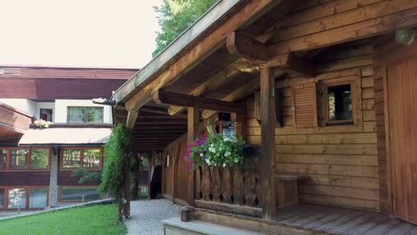 Aussenseite Des Ferienhauses Alta Badia Italien — Stockvideo