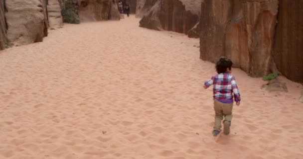 Rear View Boy Running Wadi Rum Desert Jordan — Stock Video