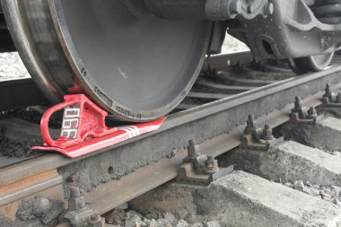 Fren tekerlek tren demiryolu üzerinde