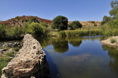Eski barajın misyon iz