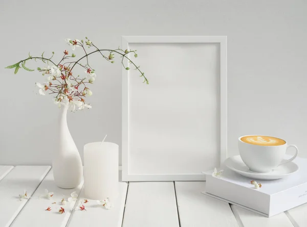 Tomma Mockup Bild Ram Kaffe Kopp Ljus Och Vackra Nodding — Stockfoto