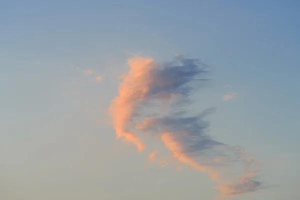 Beau ciel et fond nuageux gonflé, effet rétro — Photo