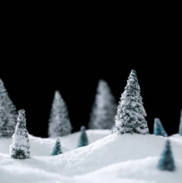 Vinterlandskap Med Träd Och Gnistrande Vit Snö Blankt Utrymme Ovan — Stockfoto