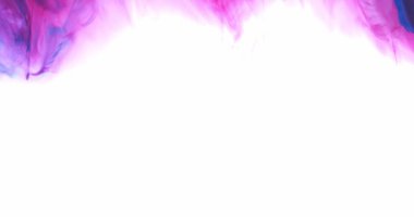 Boya ve mürekkep mermerlerinin kıvrılması ve birlikte akması..