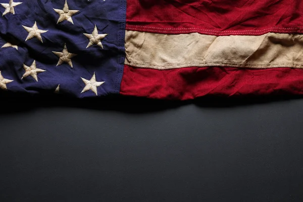 Old American flag background for Memorial Day or 4th of July — Stock Photo, Image