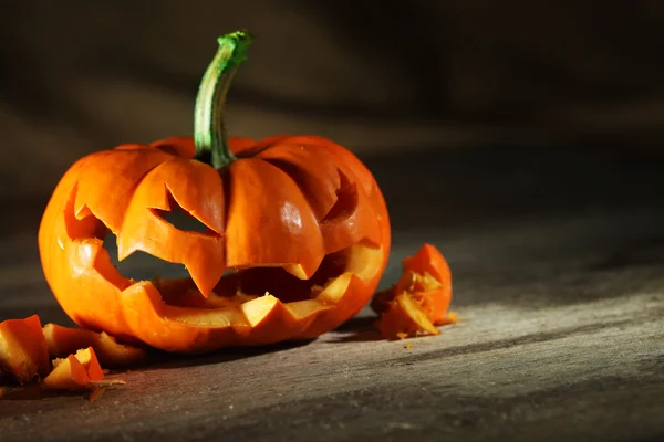 Rzeźbione Halloween jack o ' lantern — Zdjęcie stockowe