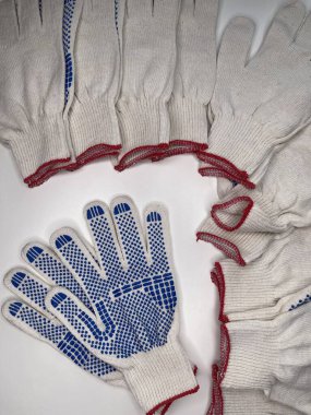 Tamir ve ev işleri için bahçe eldivenleri.