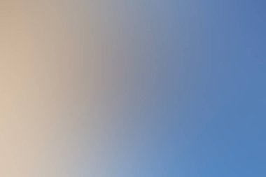 Parlak mavi renkli arka plan, çıplak çizim farklı pastel tonlarda