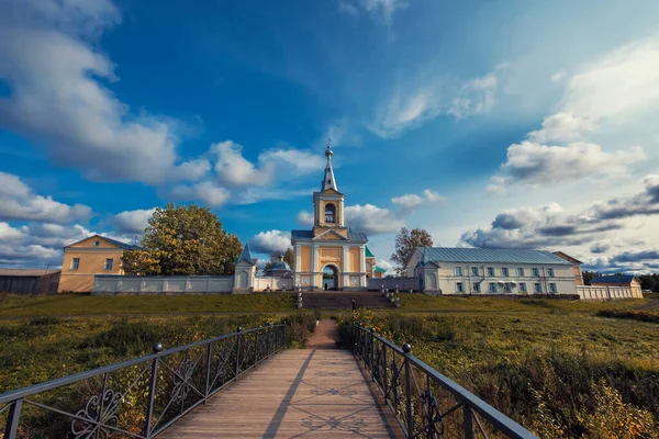 Rusya 'nın Leningrad bölgesindeki Vepsky Ortodoks Kadınlar Manastırı Vvedeno Oyatskiy.