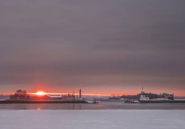 Winter Zonsondergang Havenstad Kronstadt Petersburg Met Uitzicht Het Fort Kronslot — Stockfoto