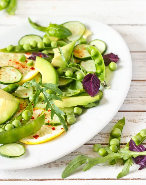 Salada verde de verão . — Fotografia de Stock