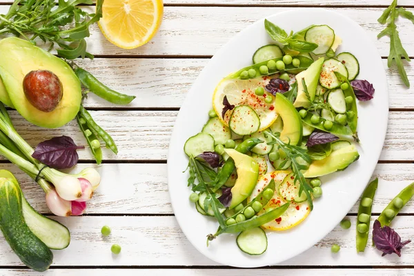 Färska vegan sallad. — Stockfoto