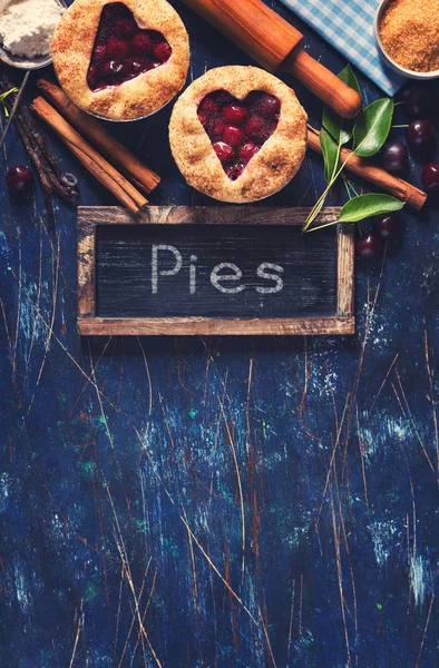 Tatlı cherry pie. — Stok fotoğraf