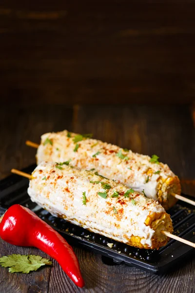 Mexican grilled corn. — Stock Photo, Image