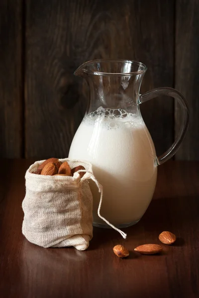 Almond milk. — Stock Photo, Image