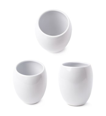 Beyaz sırlı seramik fincan izole