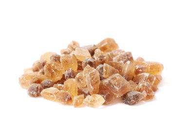 Kahverengi taş şeker kristalleri yığını